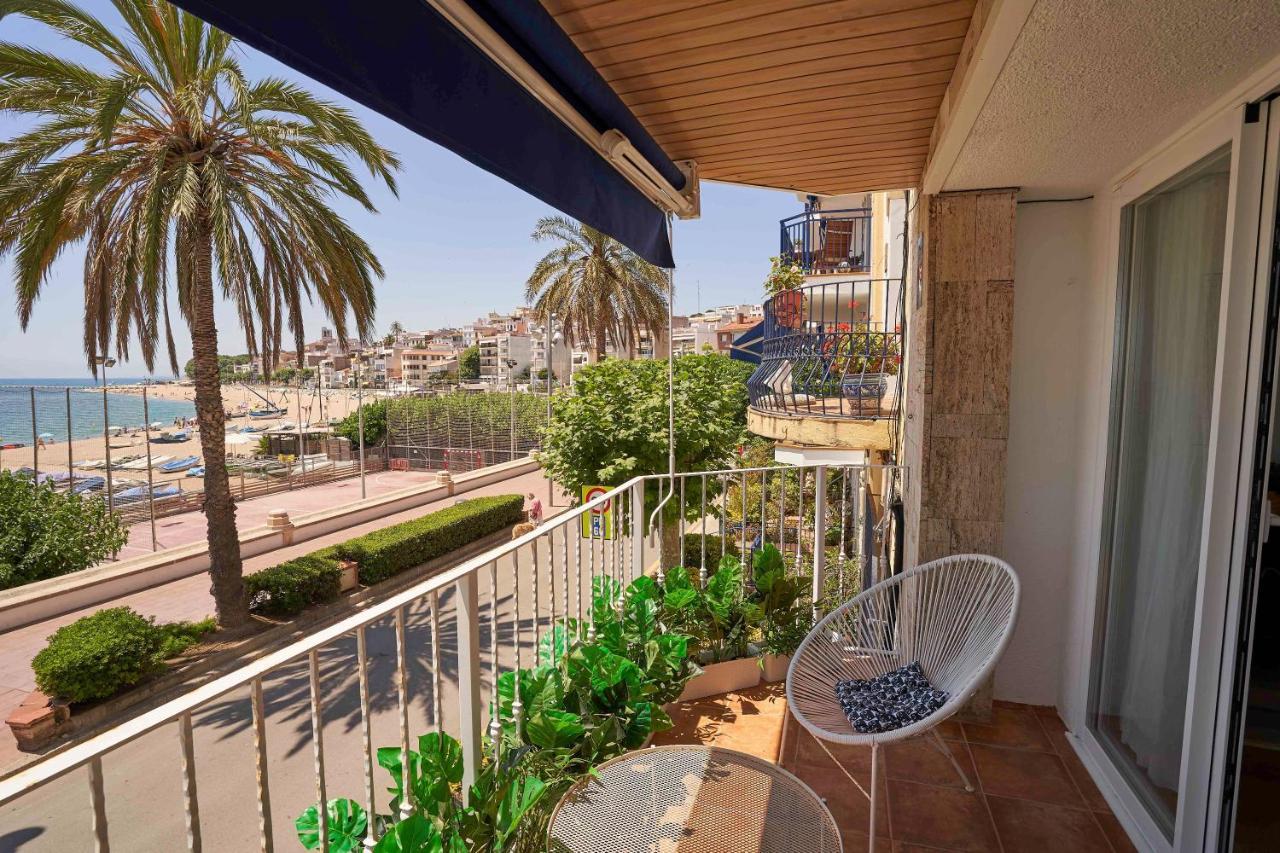 Apartamento Primera Linea De Mar Con Espectaculares Vistas Leilighet Sant Pol De Mar Eksteriør bilde